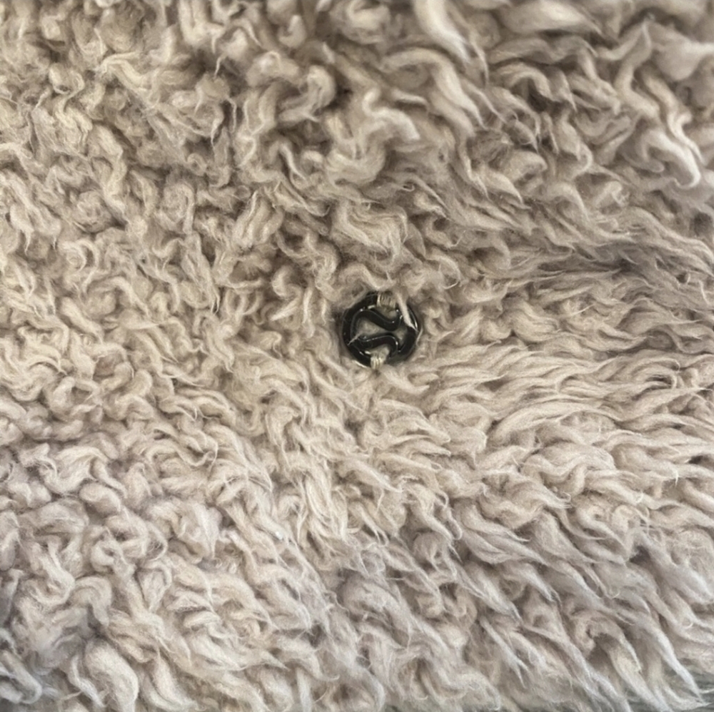 # 206 Lululemon Oh So Sherpa Half Zip - Picture 6 of 7